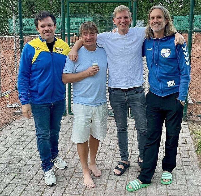 Tennismannschaft H30 2025 aus Eicken Bruche